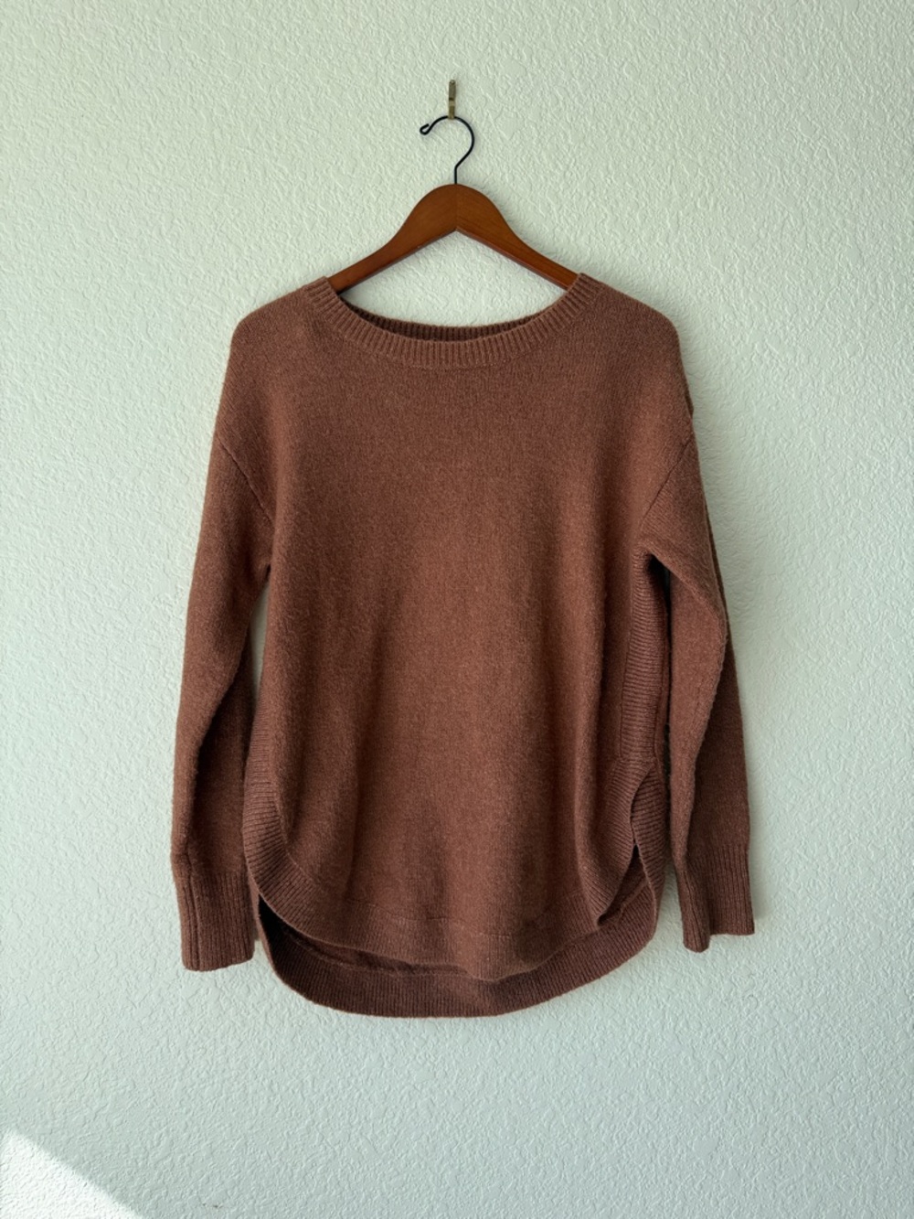 Cozy UpWest Women's Rust Crewneck Sweater